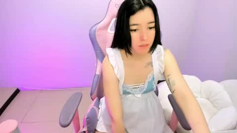 Ailee Hyuga online show from April 17, 2:42 pm