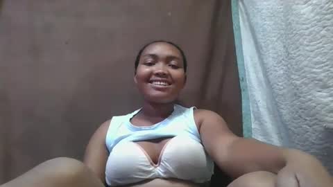 Snapshot of aimealdy chatting on October 6, 3:31 pm aimealdy online show from October 6, 3:31 pm