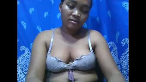 Snapshot of aimealdy chatting on October 27, 6:56 pm aimealdy online show from October 27, 6:56 pm