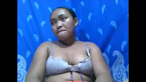 Snapshot of aimealdy chatting on October 28, 7:05 pm aimealdy online show from October 28, 7:05 pm