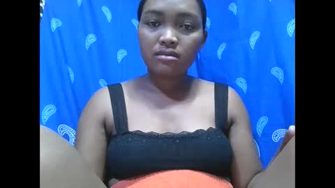 Snapshot of aimealdy chatting on October 31, 7:53 am aimealdy online show from October 31, 7:53 am