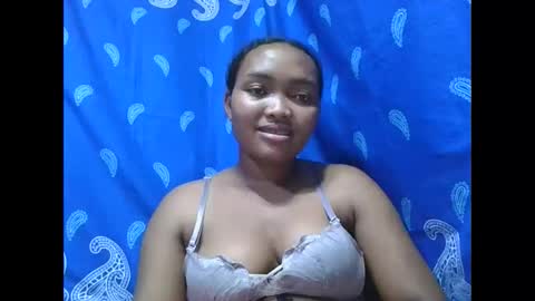 Snapshot of aimealdy chatting on November 8, 5:23 pm aimealdy online show from November 8, 5:23 pm