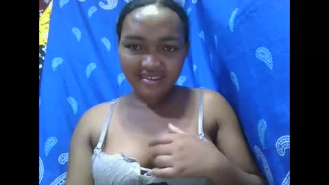 Snapshot of aimealdy chatting on November 14, 2:54 am aimealdy online show from November 14, 2:54 am