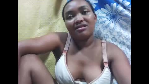 Snapshot of aimealdy chatting on February 1, 7:45 pm aimealdy online show from February 1, 7:45 pm