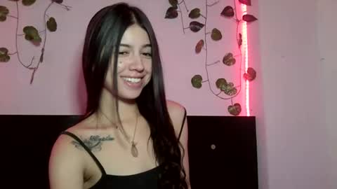 Snapshot of aine_ileana chatting on December 13, 7:10 pm J online show from December 13, 7:10 pm