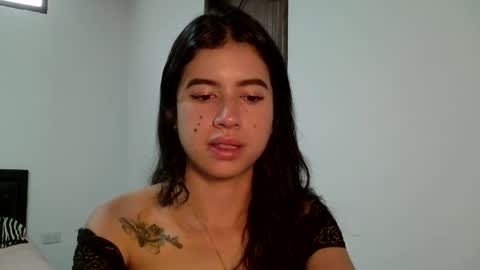 Snapshot of aine_ileana chatting on September 11, 3:45 pm J online show from September 11, 3:45 pm