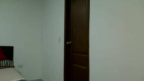 Snapshot of aine_ileana chatting on September 14, 2:05 pm J online show from September 14, 2:05 pm