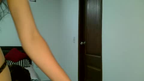 Snapshot of aine_ileana chatting on September 17, 3:46 pm J online show from September 17, 3:46 pm