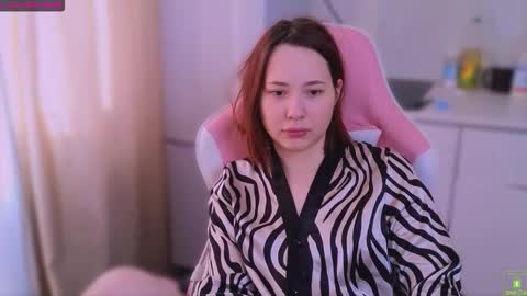 airyhill online show from February 18, 11:39 am