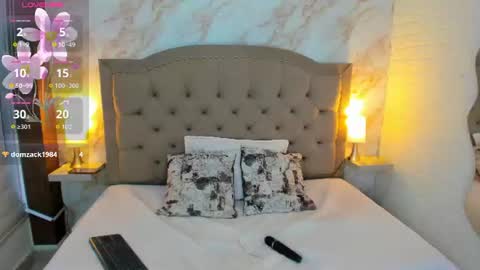 aisha__cambell online show from July 12, 1:35 pm
