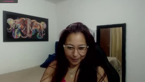 aisha_french online show from January 10, 3:25 pm