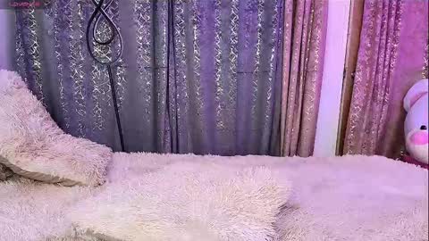 Ash             INDEPENDET MODEL  online show from February 21, 2:06 am