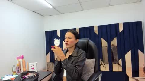 Aisha online show from March 22, 2:15 am