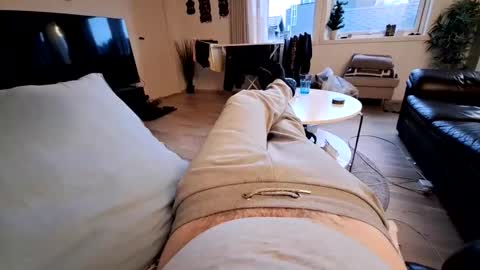 ak_2 online show from March 26, 5:35 am