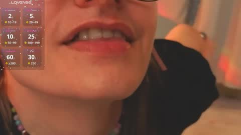 akaheby online show from April 19, 6:10 pm