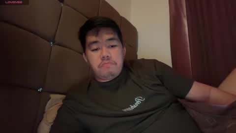 Snapshot of akihiro_morningstar chatting on April 3, 1:14 am Dave online show from April 3, 1:14 am