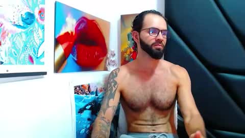 akiles online show from March 5, 11:23 pm