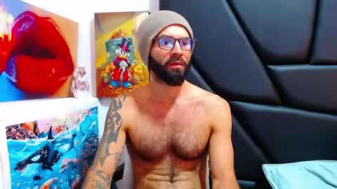 akiles online show from March 19, 11:31 pm