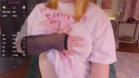 Aki online show from March 4, 8:59 pm