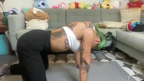 Akira Zay online show from February 5, 2:27 am