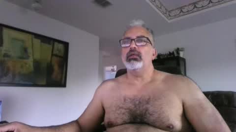 aladdin31673 online show from May 28, 12:30 am