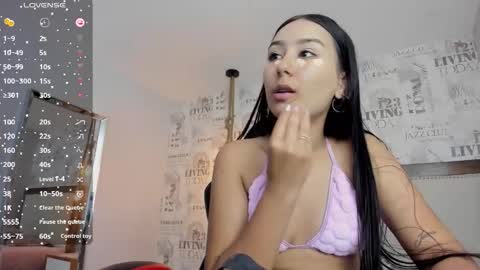  A L A H I A  online show from February 20, 7:36 pm