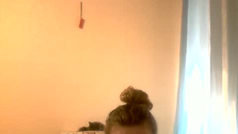 Anna online show from March 31, 7:53 am