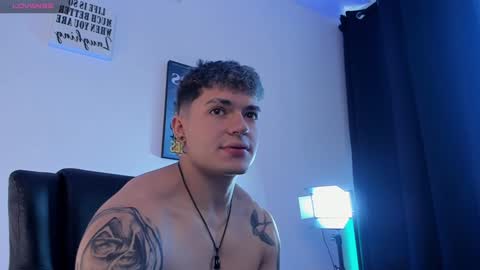 Snapshot of alan_rosee chatting on January 26, 3:03 pm Alan online show from January 26, 3:03 pm