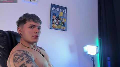 Snapshot of alan_rosee chatting on January 29, 1:49 pm Alan online show from January 29, 1:49 pm