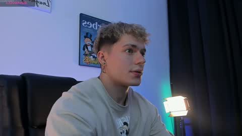 Snapshot of alan_rosee chatting on February 8, 2:16 pm Alan online show from February 8, 2:16 pm