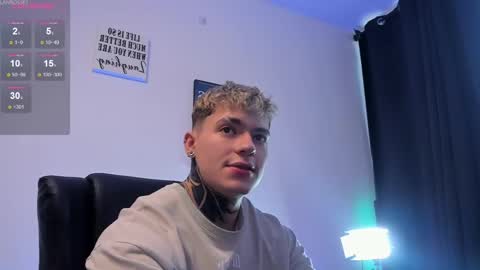 Snapshot of alan_rosee chatting on February 16, 2:21 pm Alan online show from February 16, 2:21 pm