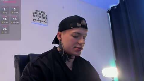 Snapshot of alan_rosee chatting on February 20, 2:24 pm Alan online show from February 20, 2:24 pm