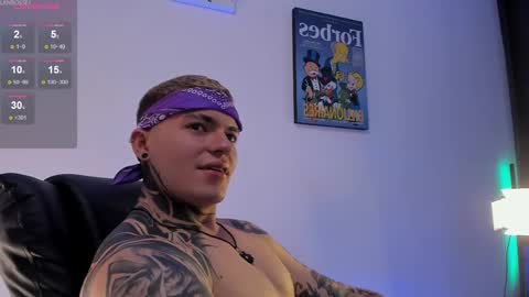 Snapshot of alan_rosee chatting on February 22, 2:41 pm Alan online show from February 22, 2:41 pm