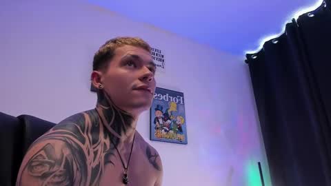 Snapshot of alan_rosee chatting on March 11, 7:03 pm Alan online show from March 11, 7:03 pm