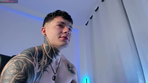 Snapshot of alan_rosee chatting on September 26, 8:24 pm Alan online show from September 26, 8:24 pm