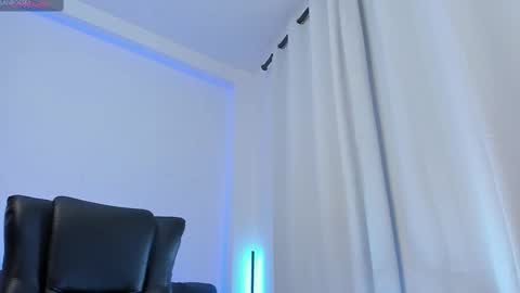 Snapshot of alan_rosee chatting on September 29, 2:11 pm Alan online show from September 29, 2:11 pm