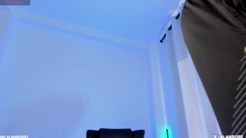 Snapshot of alan_rosee chatting on December 3, 1:09 pm Alan online show from December 3, 1:09 pm