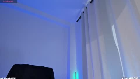 Snapshot of alan_rosee chatting on December 22, 1:52 pm Alan online show from December 22, 1:52 pm