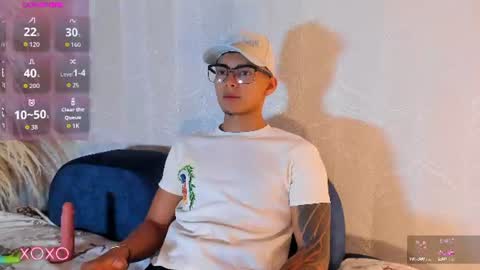 alan_salazar online show from June 12, 5:45 pm