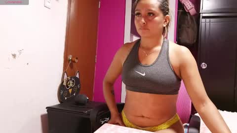 Alana online show from May 22, 8:47 pm