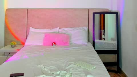 Snapshot of alana__get chatting on December 30, 11:26 am online show from December 30, 11:26 am