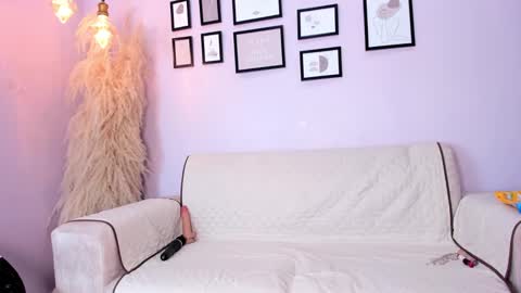 Alana online show from February 19, 12:55 pm