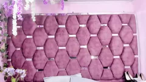 Snapshot of alana_deivis chatting on February 18, 2:51 am alana_deivis online show from February 18, 2:51 am