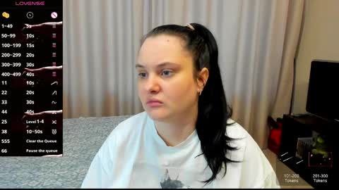 Julia online show from April 26, 9:07 am