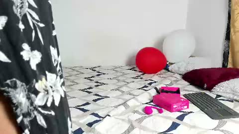 alanabruner online show from July 4, 12:50 am
