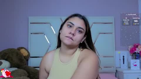 alanarousse_ online show from July 31, 12:04 pm