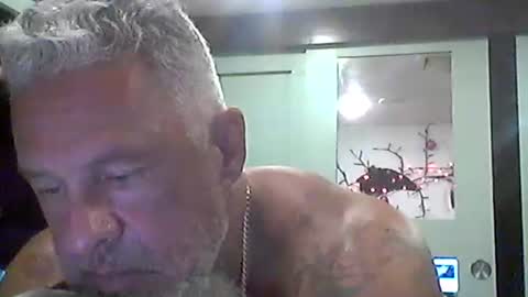 Snapshot of alanasnacks chatting on September 15, 10:43 pm alanasnacks online show from September 15, 10:43 pm