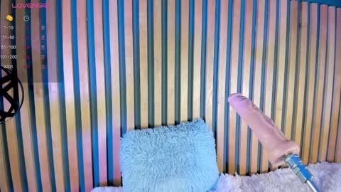 Snapshot of alanha_ chatting on January 22, 2:15 am alanha online show from January 22, 2:15 am