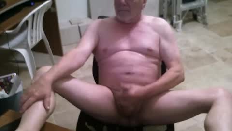 Alanlee10allen online show from April 30, 6:42 am