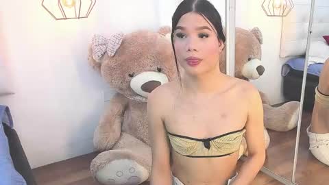 alanna_miaw online show from November 15, 11:10 pm